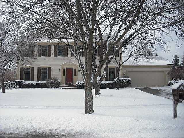 1st image of 810 Ashbury Dr