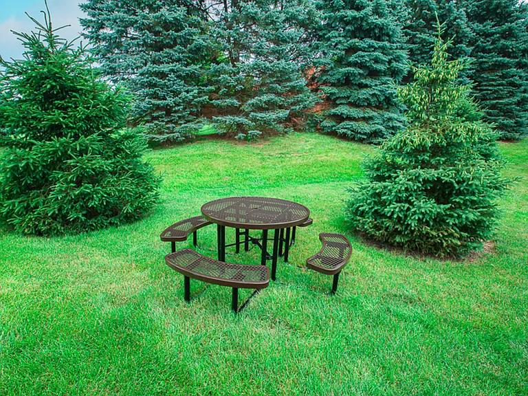 Scioto Ridge Picnic Table area