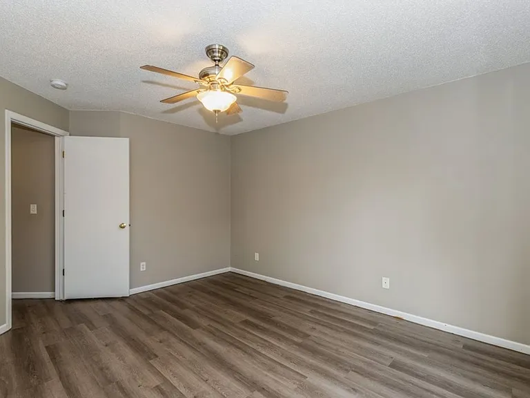 2867 Coral Ct #303 — Photo 15