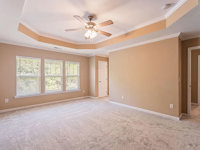 3001 Prospect Pkwy — Photo 23