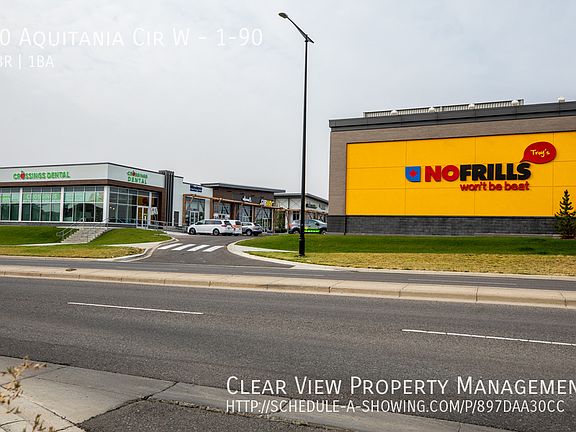 3rd image of 90 Aquitania Cir W #1