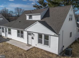 571 Elbridge Rd, Morrisville, PA 19067