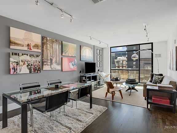 2nd image of 818 Van Ness Ave APT 405