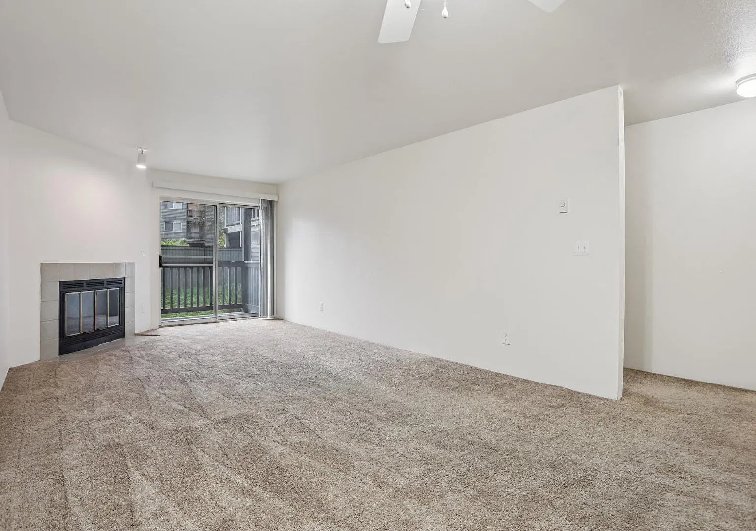 3516 204th Street Sw - Poplar-D103 — Photo 3