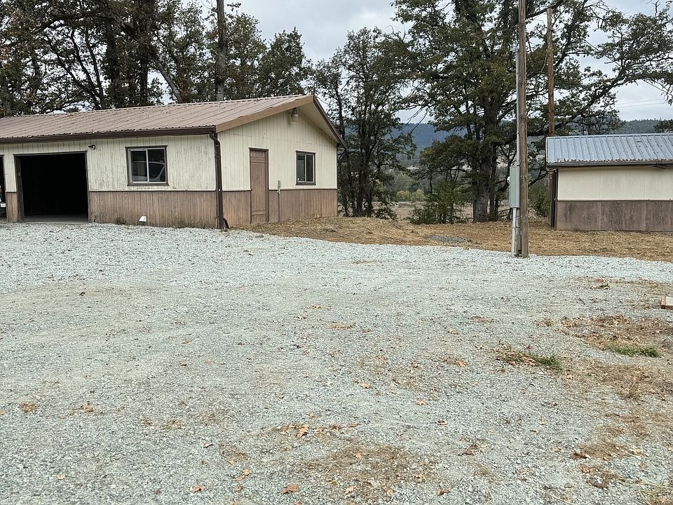2nd image of 5251 Tiller Trail Hwy