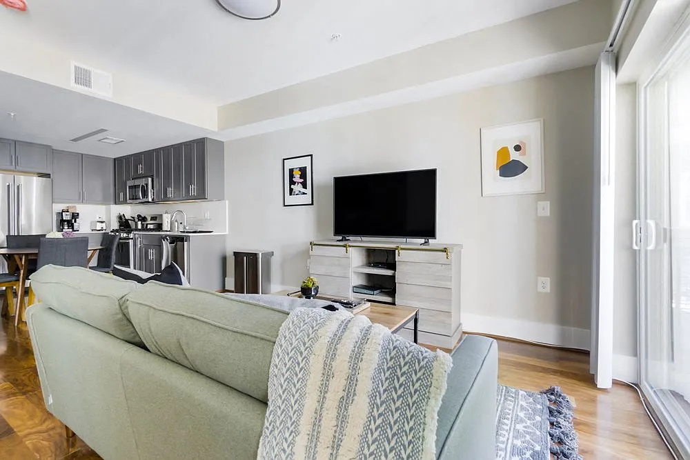 Tilden Hall Apartments — Photo 4