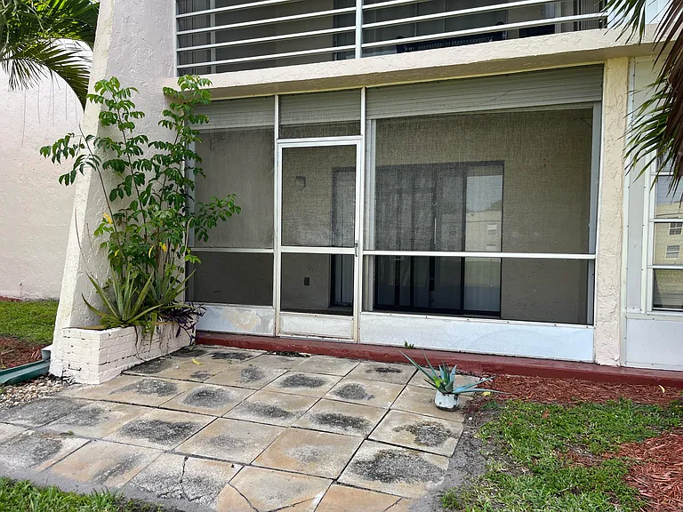 2500 Fiore Way #1110 — Photo 10