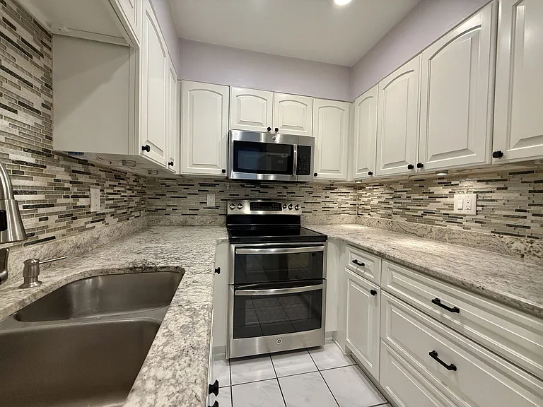 4607 W Fig St #209 — Photo 14