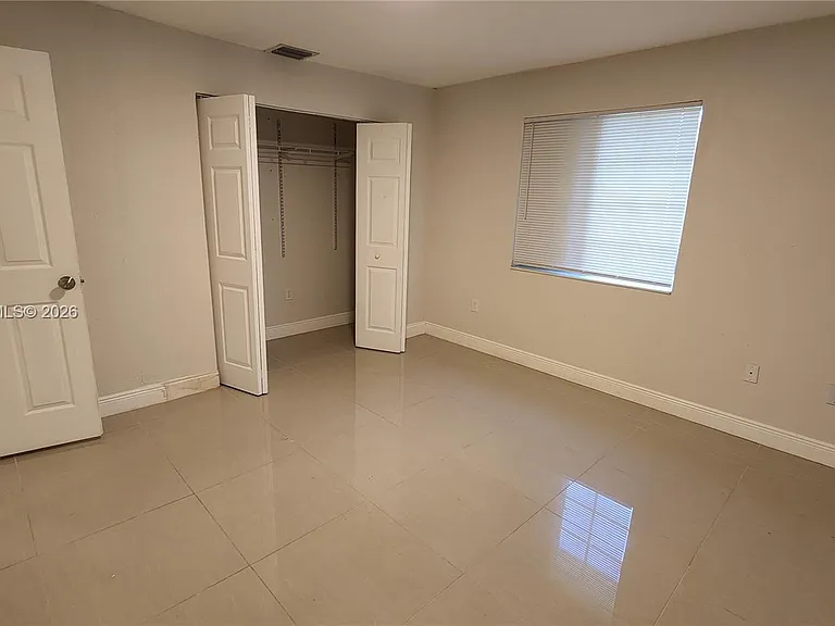 10372 NW 10th Ave — Photo 18