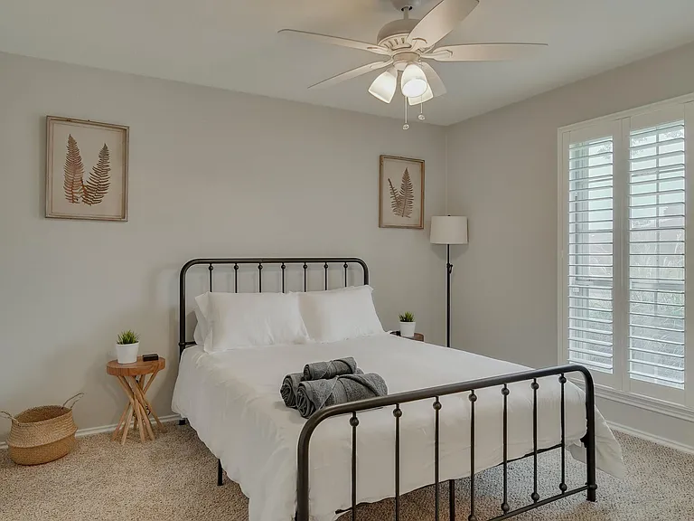 502 Stillmeadow Dr — Photo 25