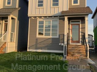 165 Walcrest Blvd SE UNIT A, Calgary, AB T2X 4L4