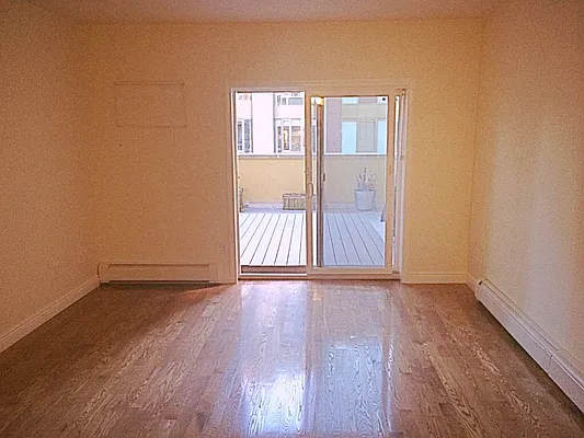 Rented by Urban Realty NYC | media 24