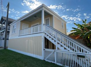 611 18th St, Galveston, TX 77550