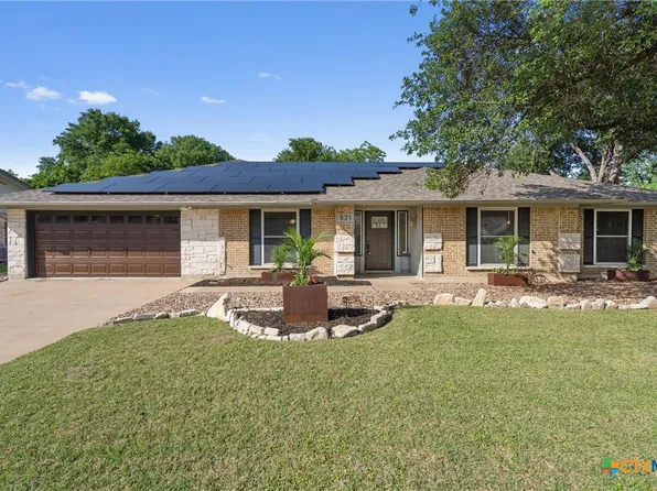 531 Dennis Dr, Round Rock, TX 78664