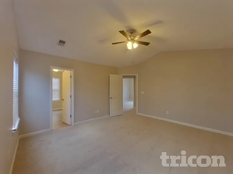 10 Torchwood Ct — Photo 9