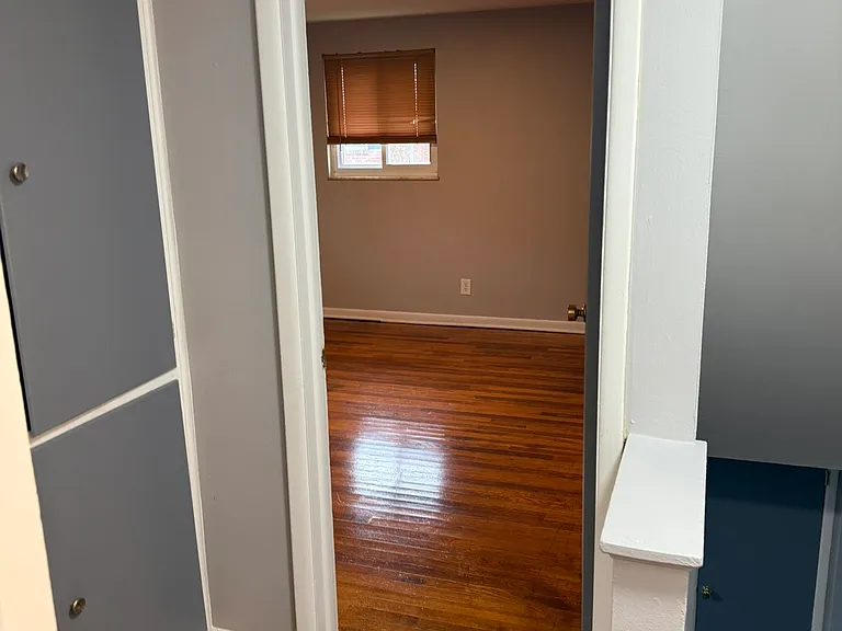 905 N Meadows Ct #D — Photo 32