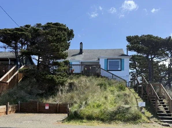 602 N Pacific St, Rockaway Beach, OR 97136
