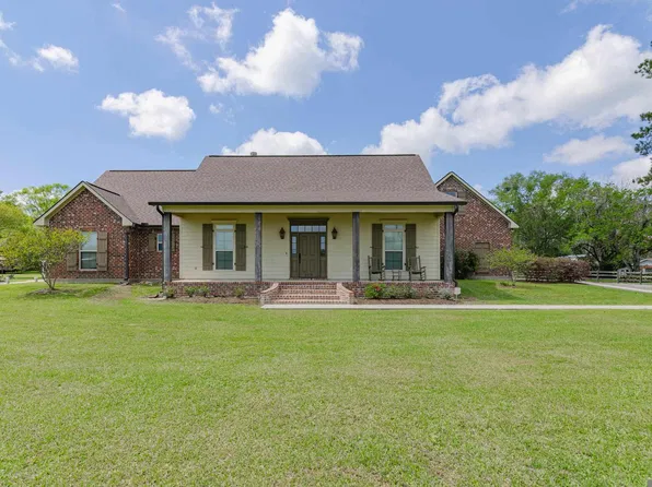 9179 Brittany Rd, Sorrento, LA 70778