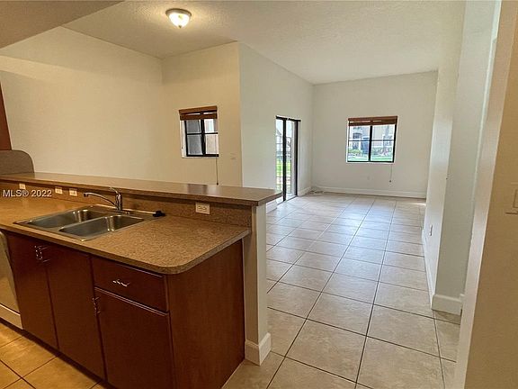 5th image of 22811 SW 88th Pl Unit 3-22