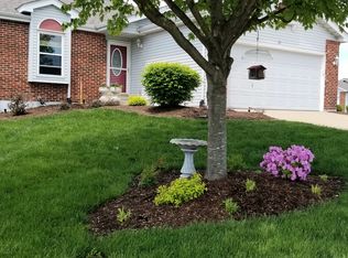 21 Lienemann Ct, Saint Peters, MO