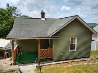 1423 Maratta Rd, Aliquippa, PA 15001