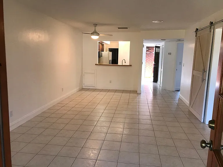 2032 N Carpenter Rd — Photo 6
