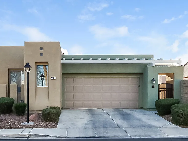 9181 Guggenheim Ct — Photo 1