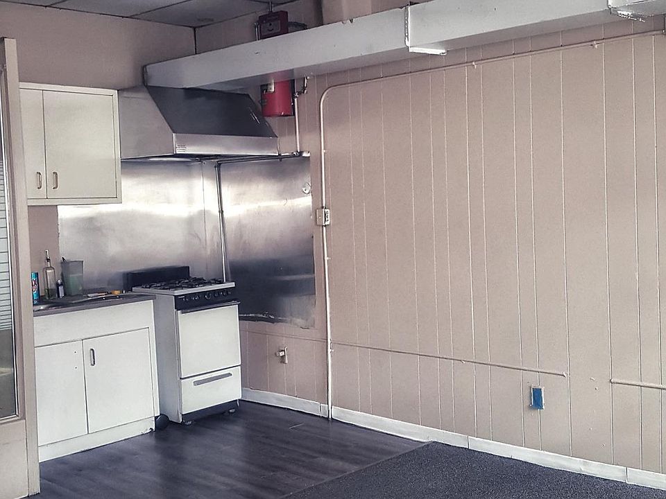 2nd image of 89 Mallory Ave #Studio