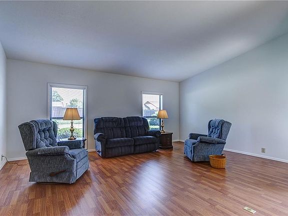 5th image of 6309 Blair Oaks Dr