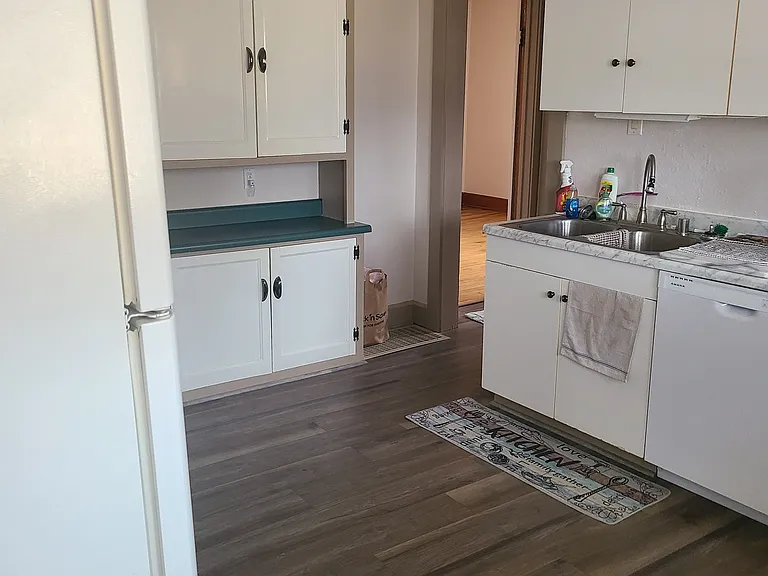 647 S Main St #2 — Photo 16