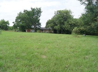 1037 Town And Country Ln, Madisonville, TX 77864