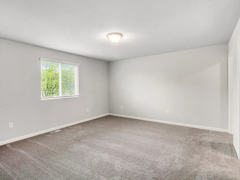 225 Wildflower Dr — Photo 17