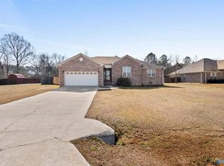 15848 Sorghum Ridge Dr, Elkmont, AL 35620