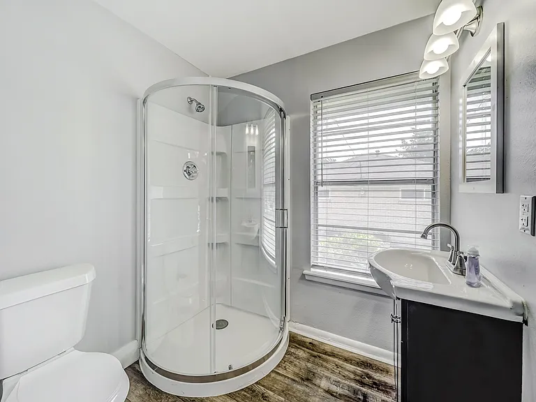 Oak Forest Dr — Photo 5