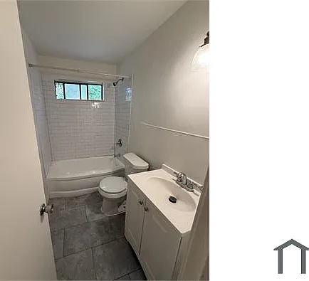 909 Avenue M — Photo 5