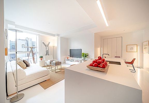 3rd image of 158 E 126th St APT 1122