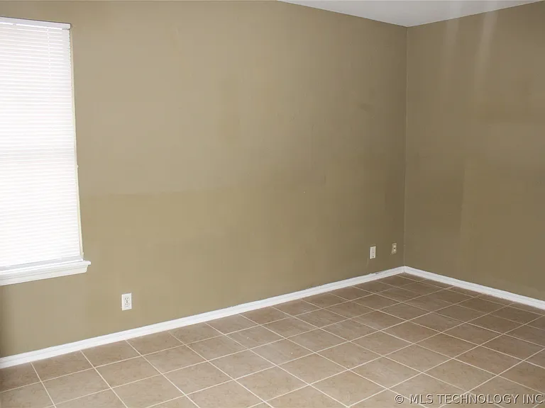 6657 S Utica Pl — Photo 14