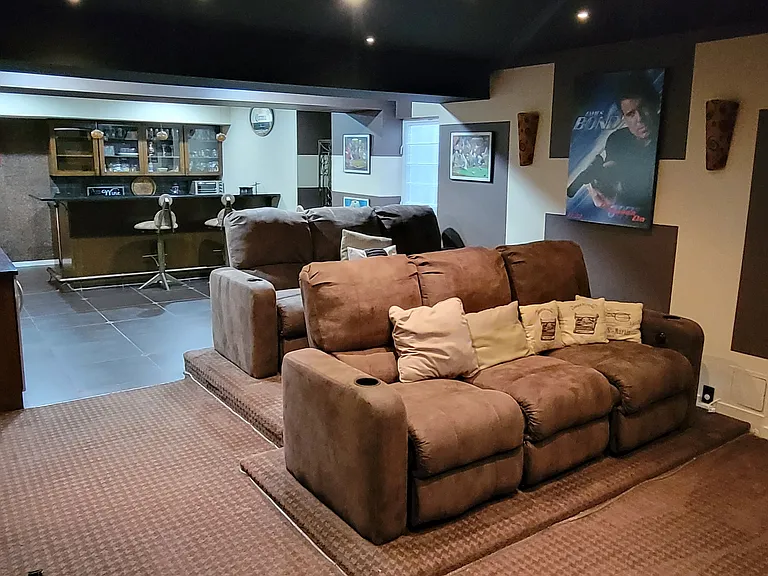 21381 Maidsville Ct — Photo 30