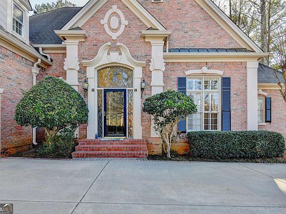 3rd image of 3021 Shinnecock Hills Dr
