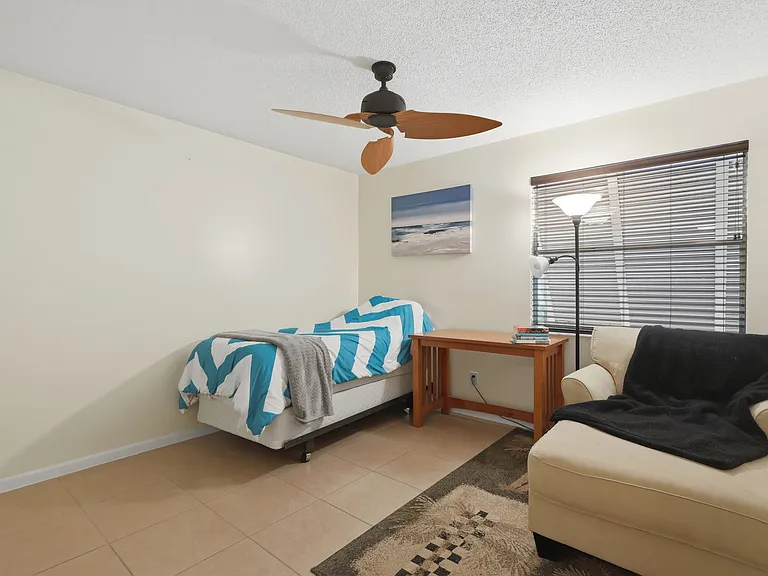 140 Orchid Woods Ct #1-13B — Photo 20