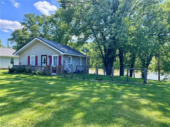 2433 E State Route 266, Stockport, OH 43787