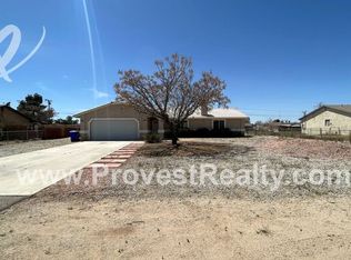 14530 Temecula Rd, Apple Valley, CA 92307
