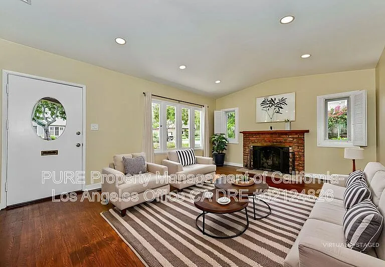 548 Plymouth Rd — Photo 2