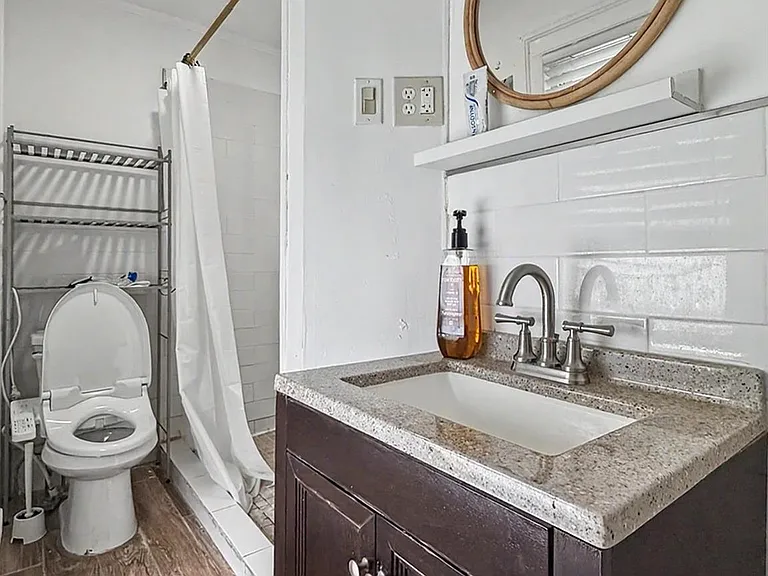 63 Fowler St — Photo 10