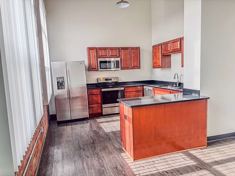 23 N Summit St — Photo 15