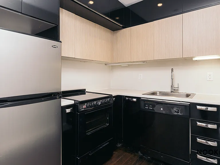 72 Maujer St #1A — Photo 3