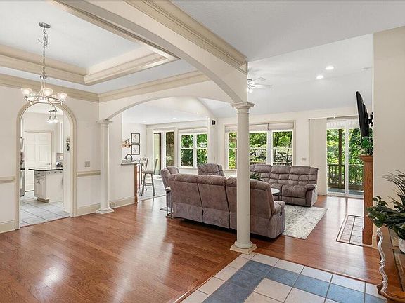 4th image of 118 Kawatuska Way
