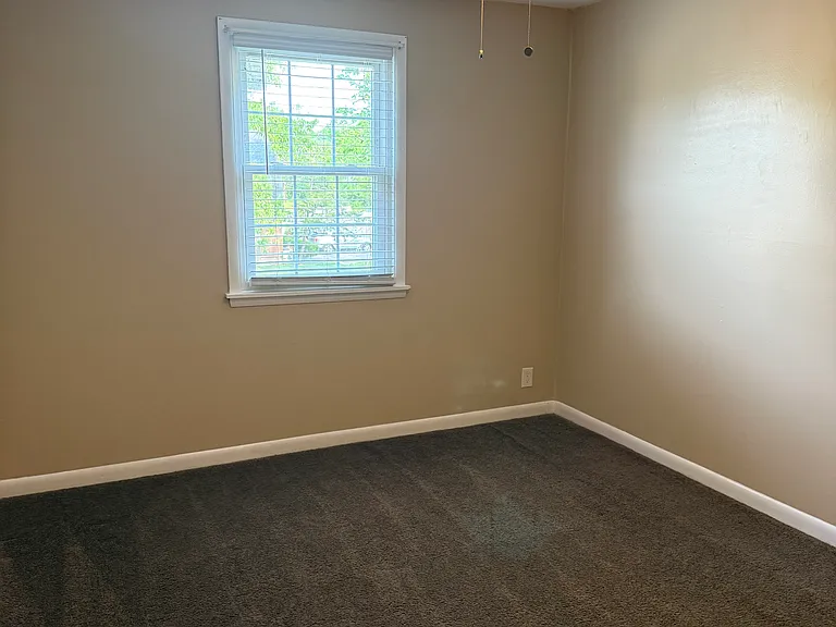 323 Forest Park Rd #7-3 — Photo 17