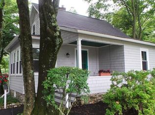 111 Central St, Foxboro, MA 02035