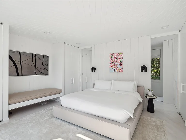 627 Sagaponack Rd — Photo 17